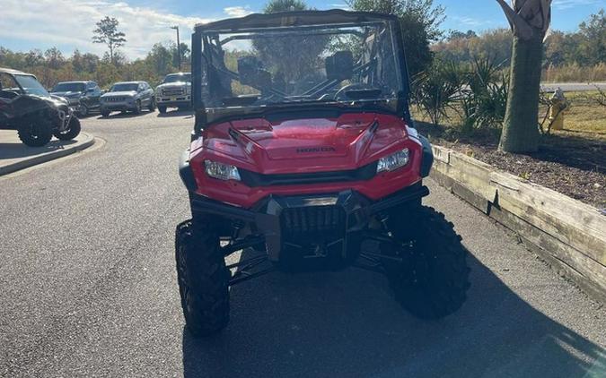 2023 Honda Pioneer 1000-6 Deluxe Crew