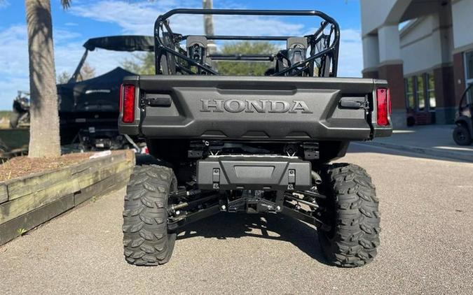 2023 Honda Pioneer 1000-6 Deluxe Crew