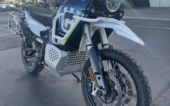 2023 Husqvarna® Norden 901