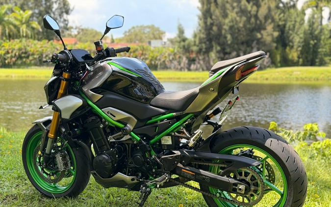 2025 Kawasaki Z900 SE ABS