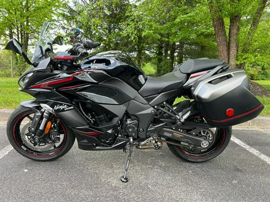 2022 Kawasaki Ninja 1000SX