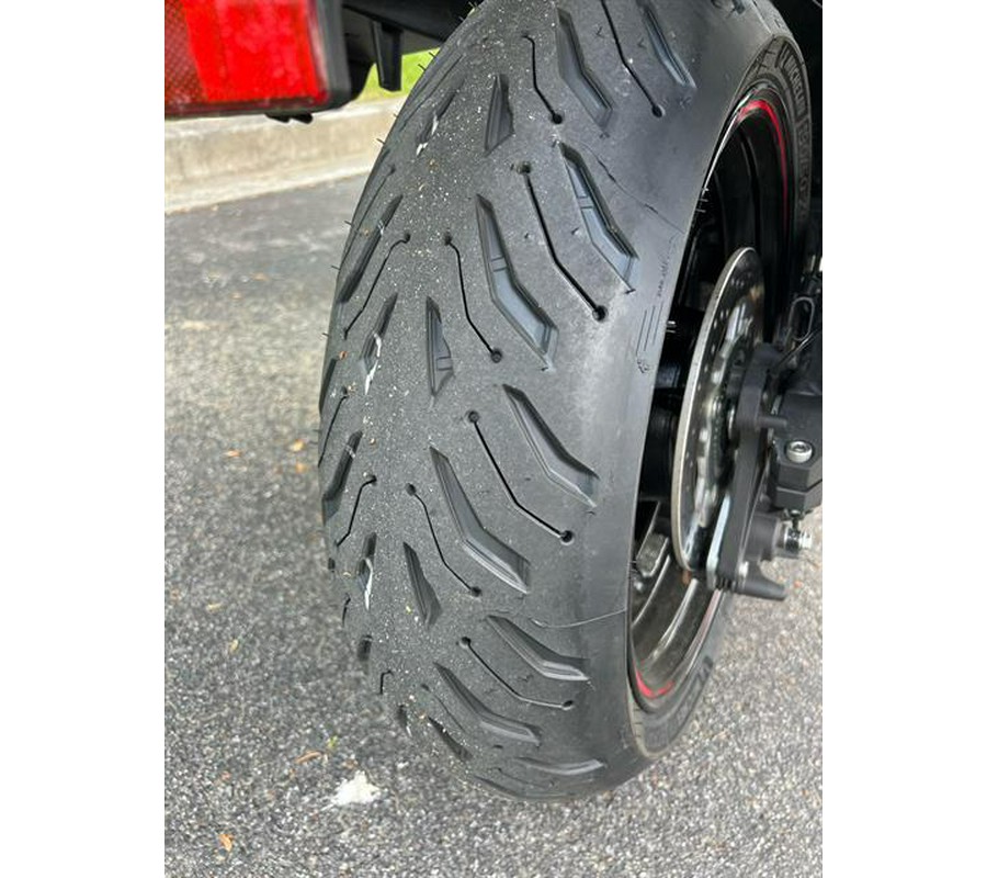 2022 Kawasaki Ninja 1000SX