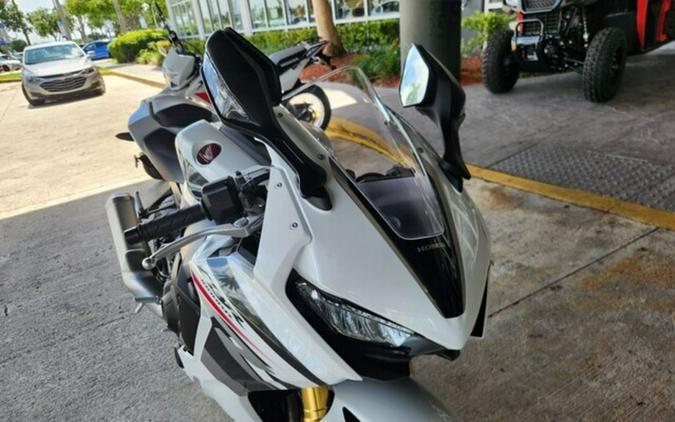 2026 Honda CBR1000RR Base