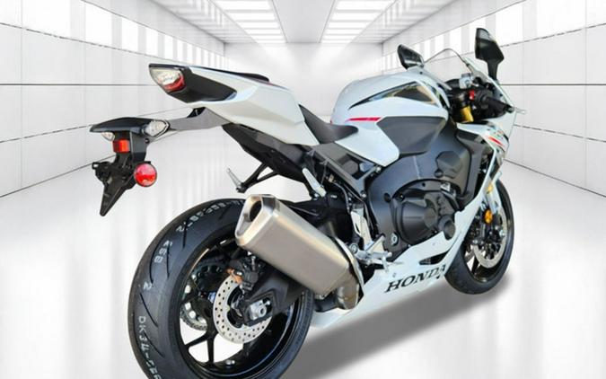 2026 Honda CBR1000RR Base