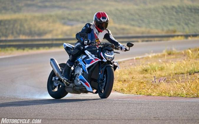 2023 BMW M 1000 R – First Look