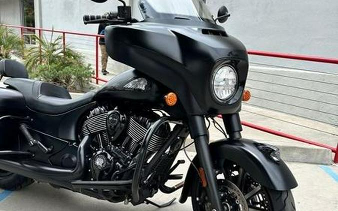 2019 Indian Motorcycle® Chieftain Dark Horse® Thunder Black Smoke