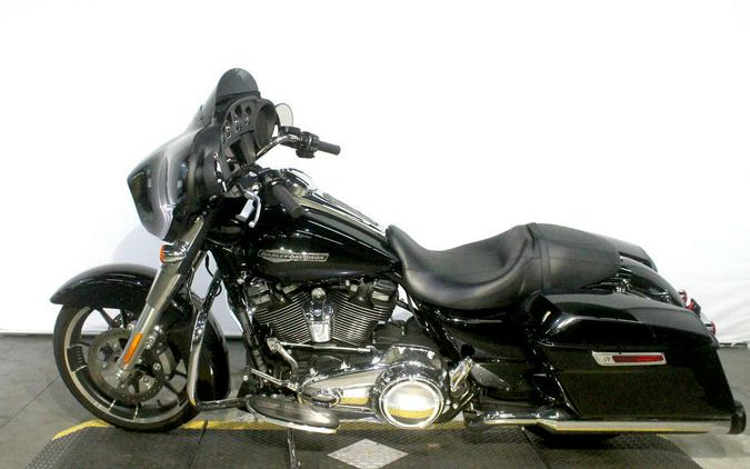 2023 Harley-Davidson® FLHX - Street Glide®