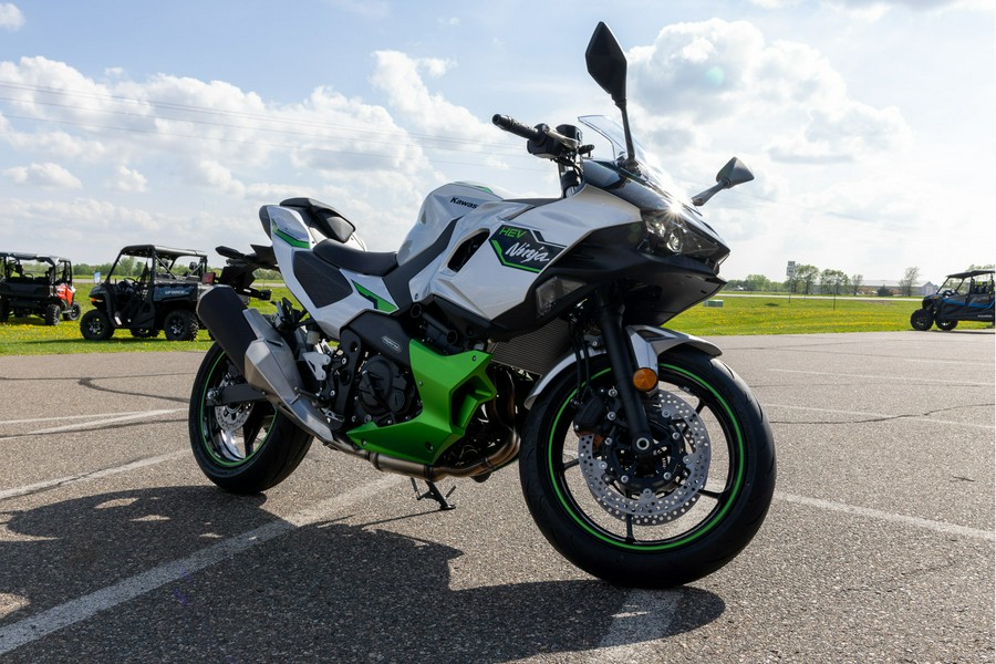 2024 Kawasaki Ninja® 7 Hybrid ABS - Metallic Bright Silver/Metallic Matte Lime Green/Ebony