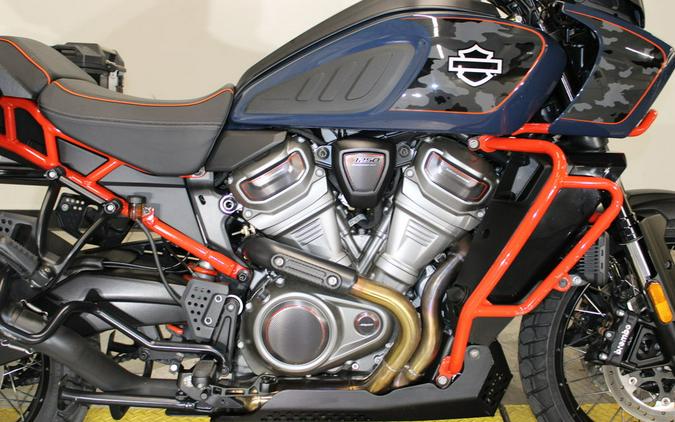 2025 Harley-Davidson® CVO™ Pan America®