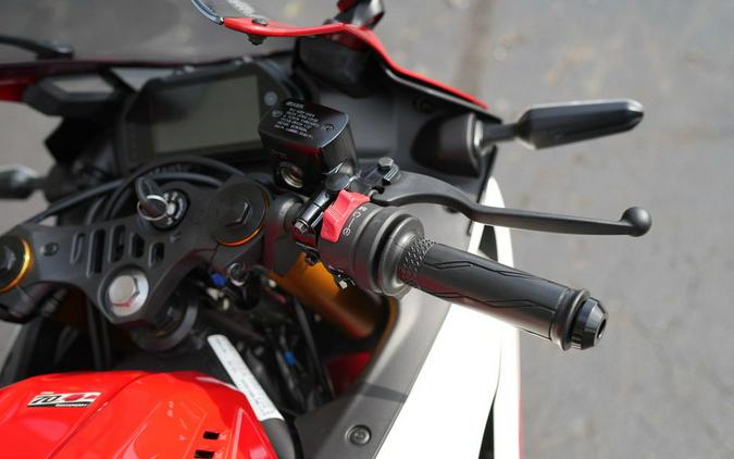 2026 Yamaha YZF-R3 70th Anniversary Edition