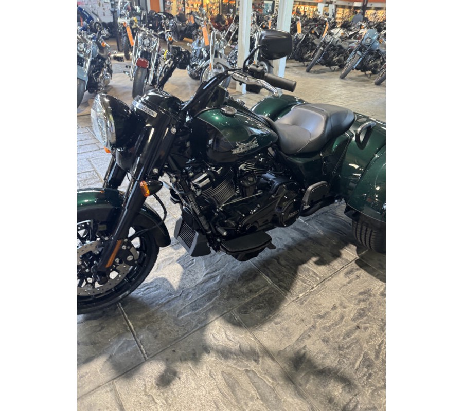 Prices clearly displayed on every new and used motorcycle