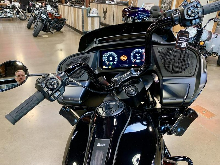 2025 Harley-Davidson® FLTRX - Road Glide®