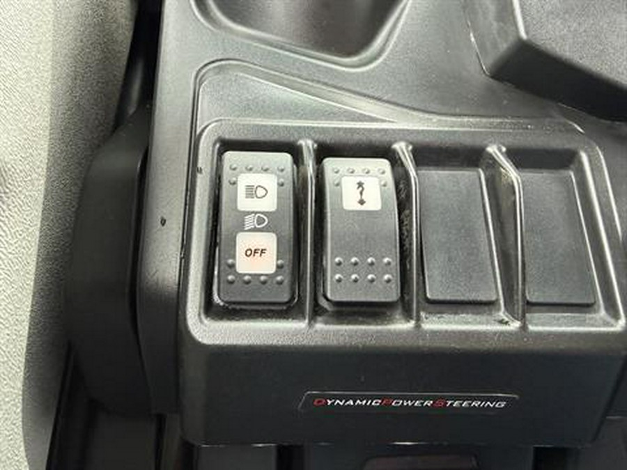 2021 Can-Am Defender Max Limited HD10