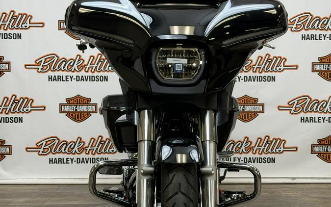 2024 Harley-Davidson® Street Glide® Vivid Black - Black Finish