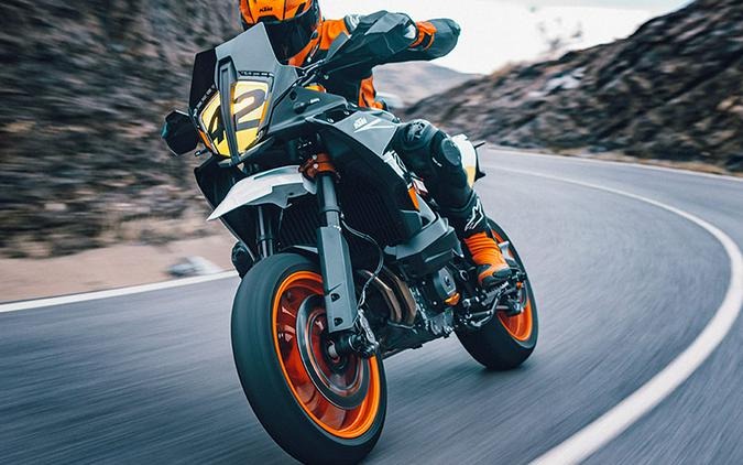 2024 KTM 890 SMT