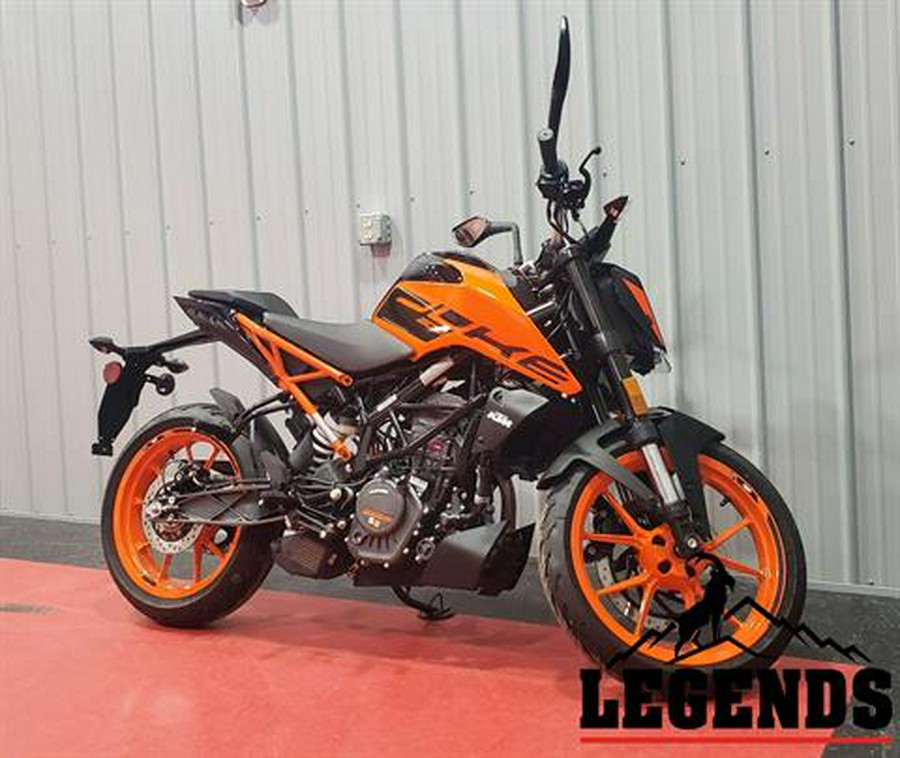 2023 KTM 200 Duke