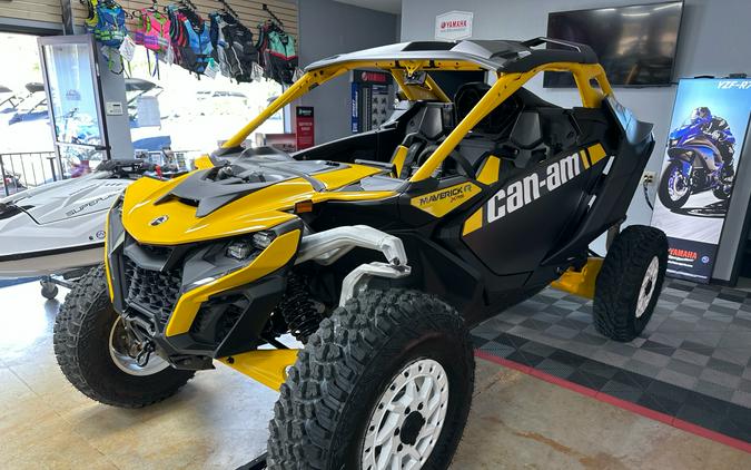 2024 Can-Am Maverick R X RS with Smart-Shox