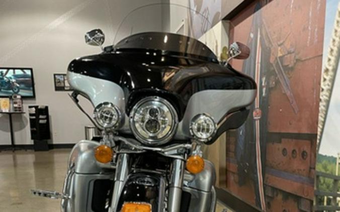 2012 Harley-Davidson Touring FLHTK - Electra Glide Ultra Limited