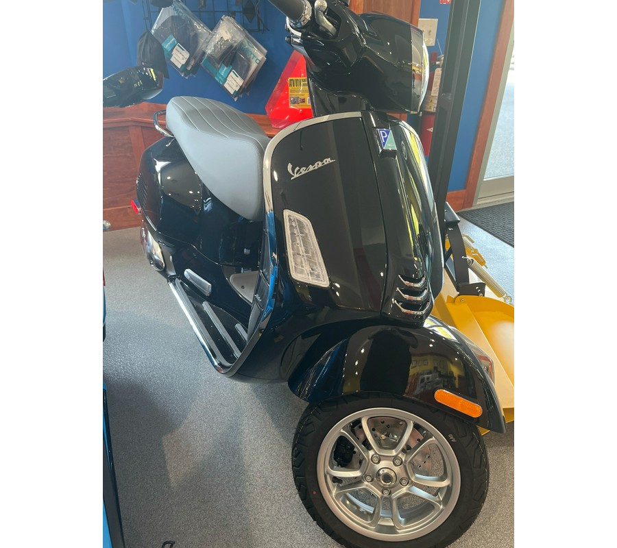 2025 Vespa GTS 310