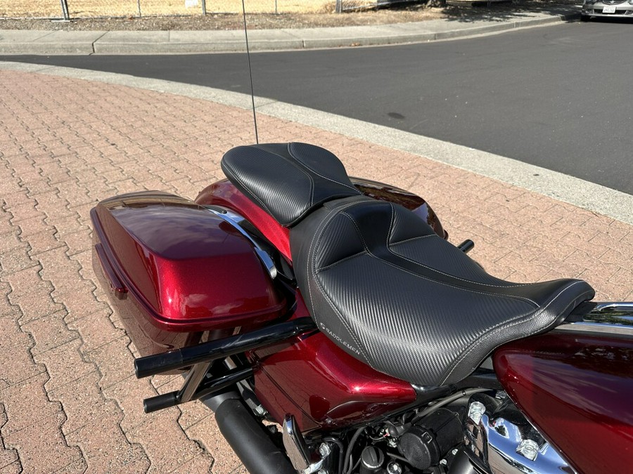 FLHX 2017 Street Glide®