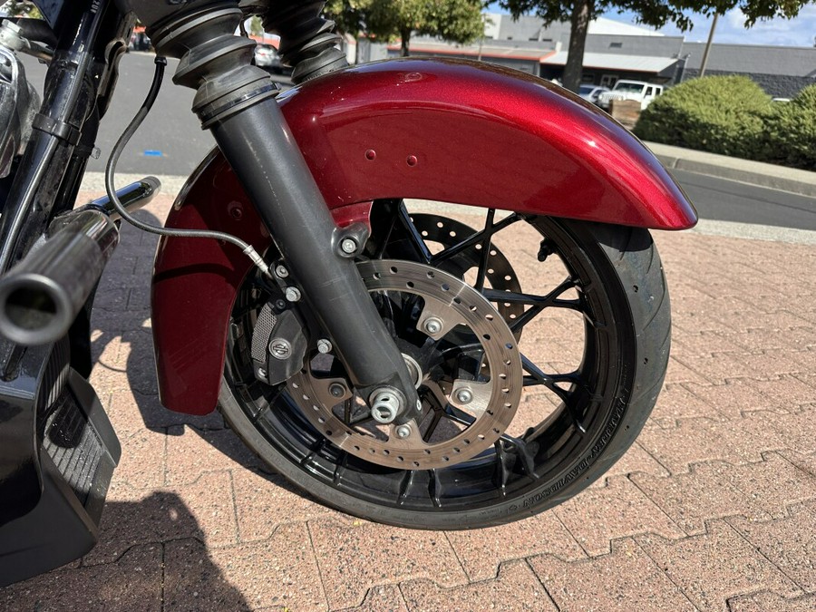 FLHX 2017 Street Glide®