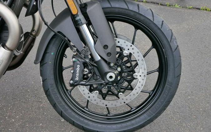 2025 Moto Guzzi V85 Strada