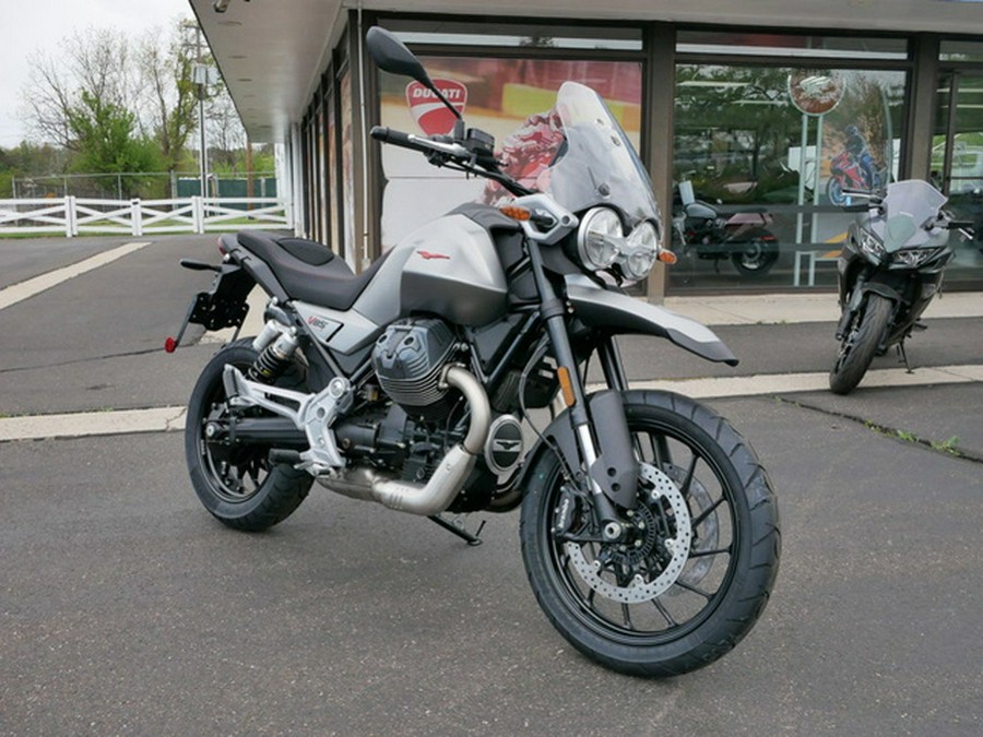 2025 Moto Guzzi V85 Strada