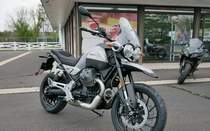 2025 Moto Guzzi V85 Strada
