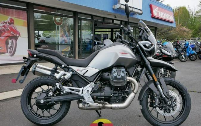 2025 Moto Guzzi V85 Strada