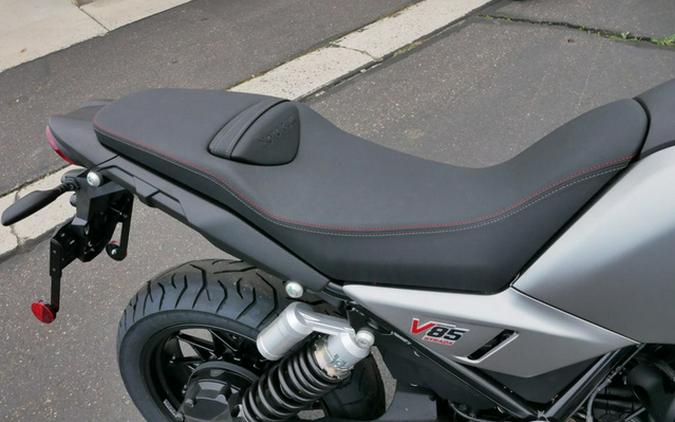 2025 Moto Guzzi V85 Strada