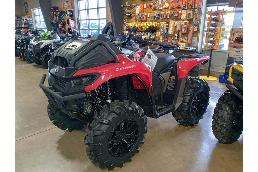 2024 Can-Am Outlander X MR 700 Red