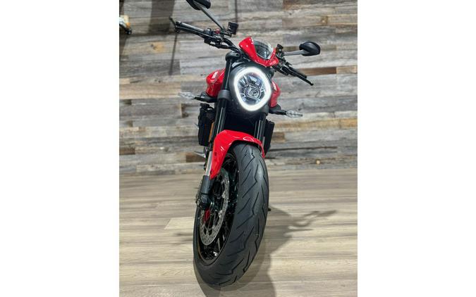 2024 Ducati MONSTER 950 (LOWERED 20mm)