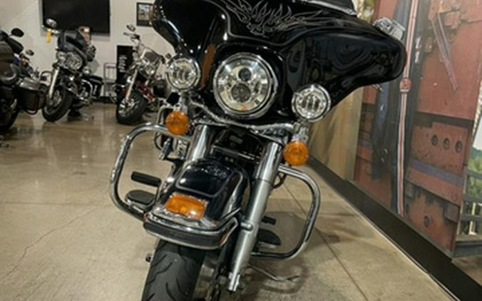 2012 Harley-Davidson FLHTC - Electra Glide Classic