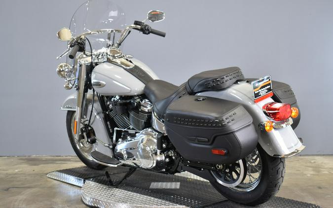 2024 Harley-Davidson Heritage Classic FLHCS