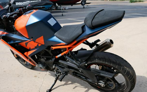 2022 KTM RC 390
