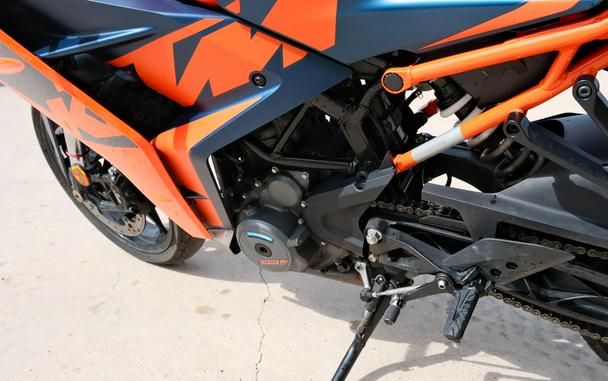 2022 KTM RC 390