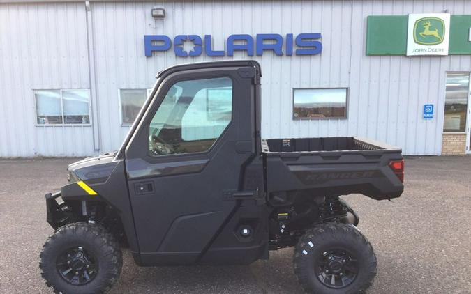 2027 Polaris RANGER 1000 CAB Granite Grey