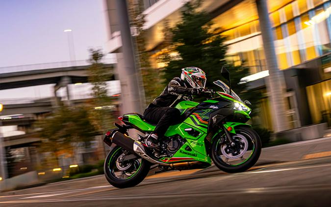 2024 KAWASAKI NINJA 500 KRT EDITION SE ABS