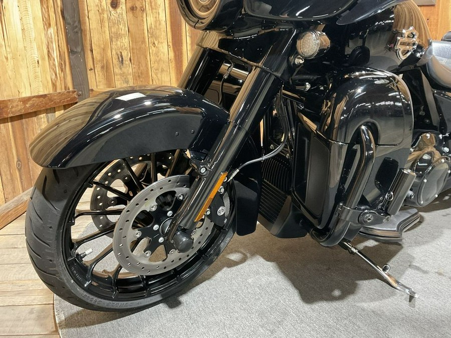 2018 Harley-Davidson® FLHXS - Street Glide® Special