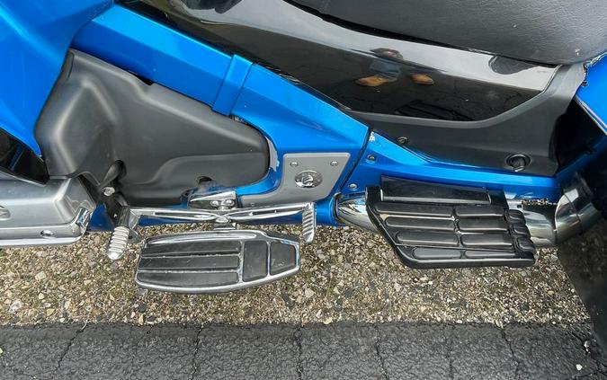 2015 GL1800 ROADSMITH - BLUE / SILVER - Honda