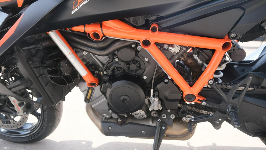 2024 KTM 1390 SUPER DUKE R EVO