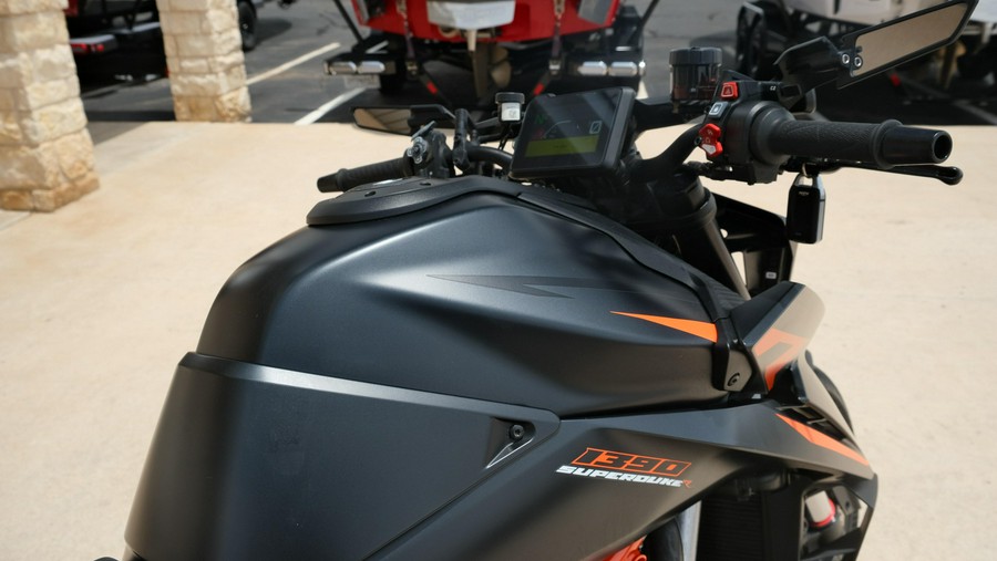 2024 KTM 1390 SUPER DUKE R EVO