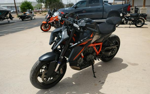 2024 KTM 1390 SUPER DUKE R EVO