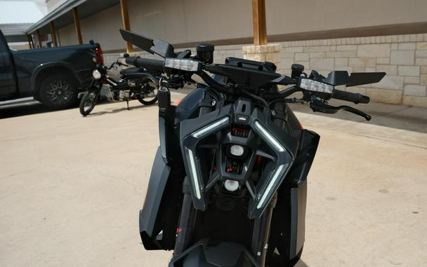 2024 KTM 1390 SUPER DUKE R EVO