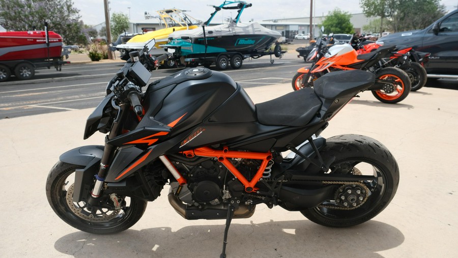 2024 KTM 1390 SUPER DUKE R EVO