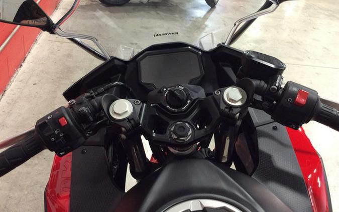 2025 Kawasaki Ninja 500 SE ABS