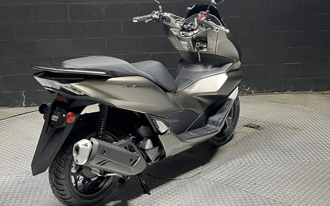 2023 Honda® PCX