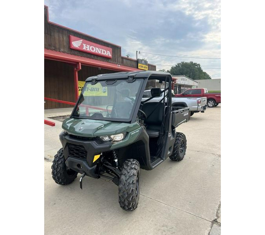 2024 Can-Am® Defender DPS HD10 Tundra Green