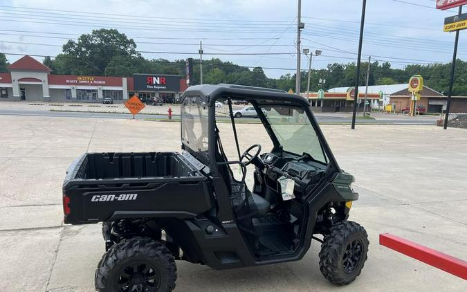 2024 Can-Am® Defender DPS HD10 Tundra Green