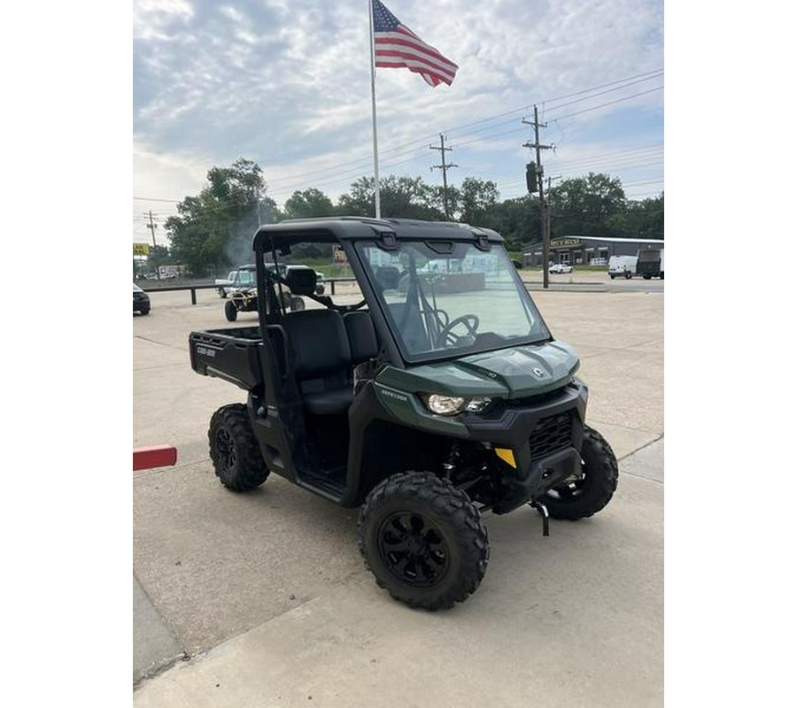 2024 Can-Am® Defender DPS HD10 Tundra Green